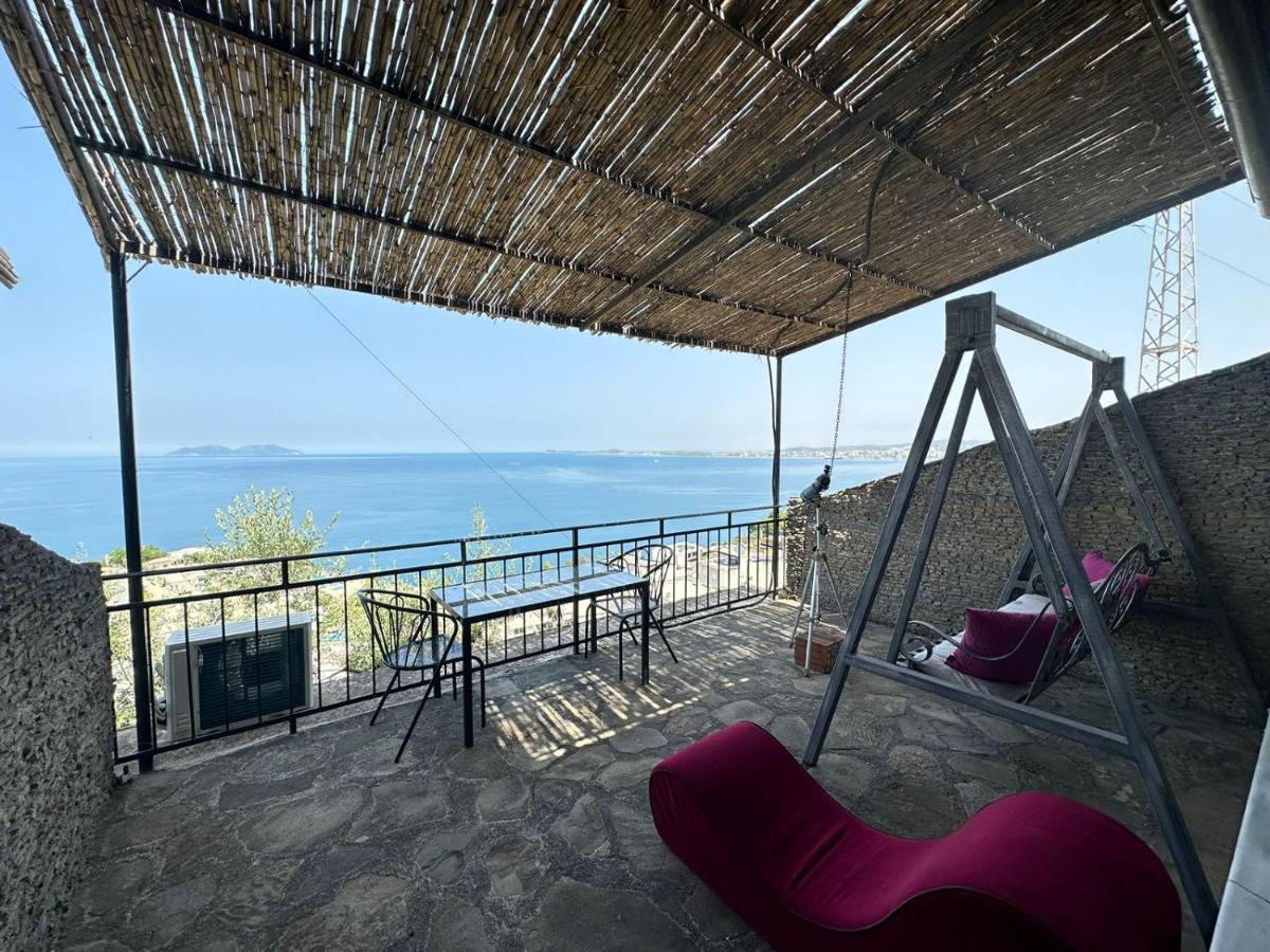 Hotel Vila "Oda E Miqve" Vlorë Extérieur photo