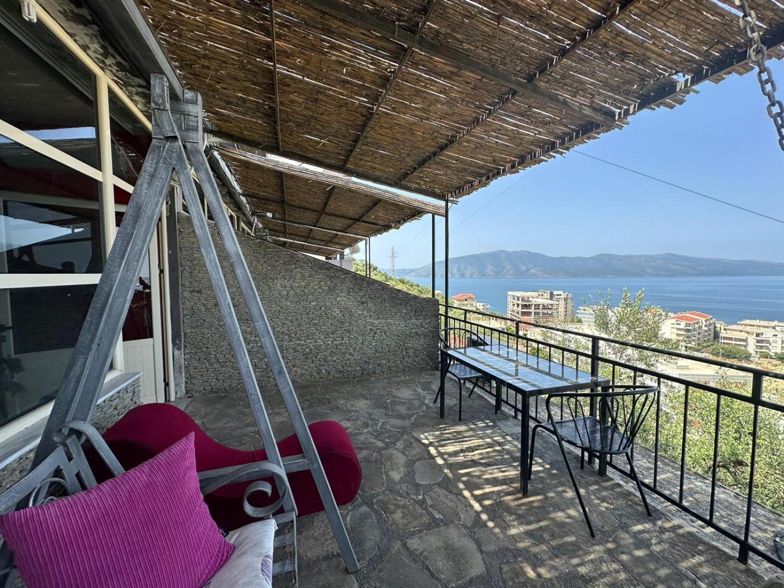 Hotel Vila "Oda E Miqve" Vlorë Extérieur photo