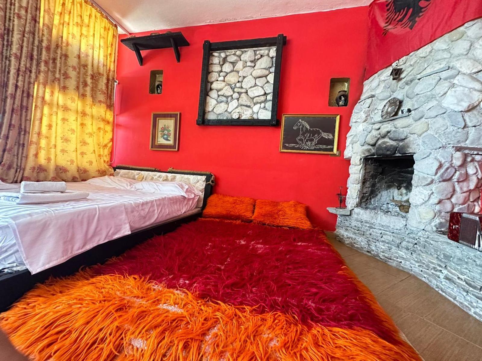 Hotel Vila "Oda E Miqve" Vlorë Extérieur photo
