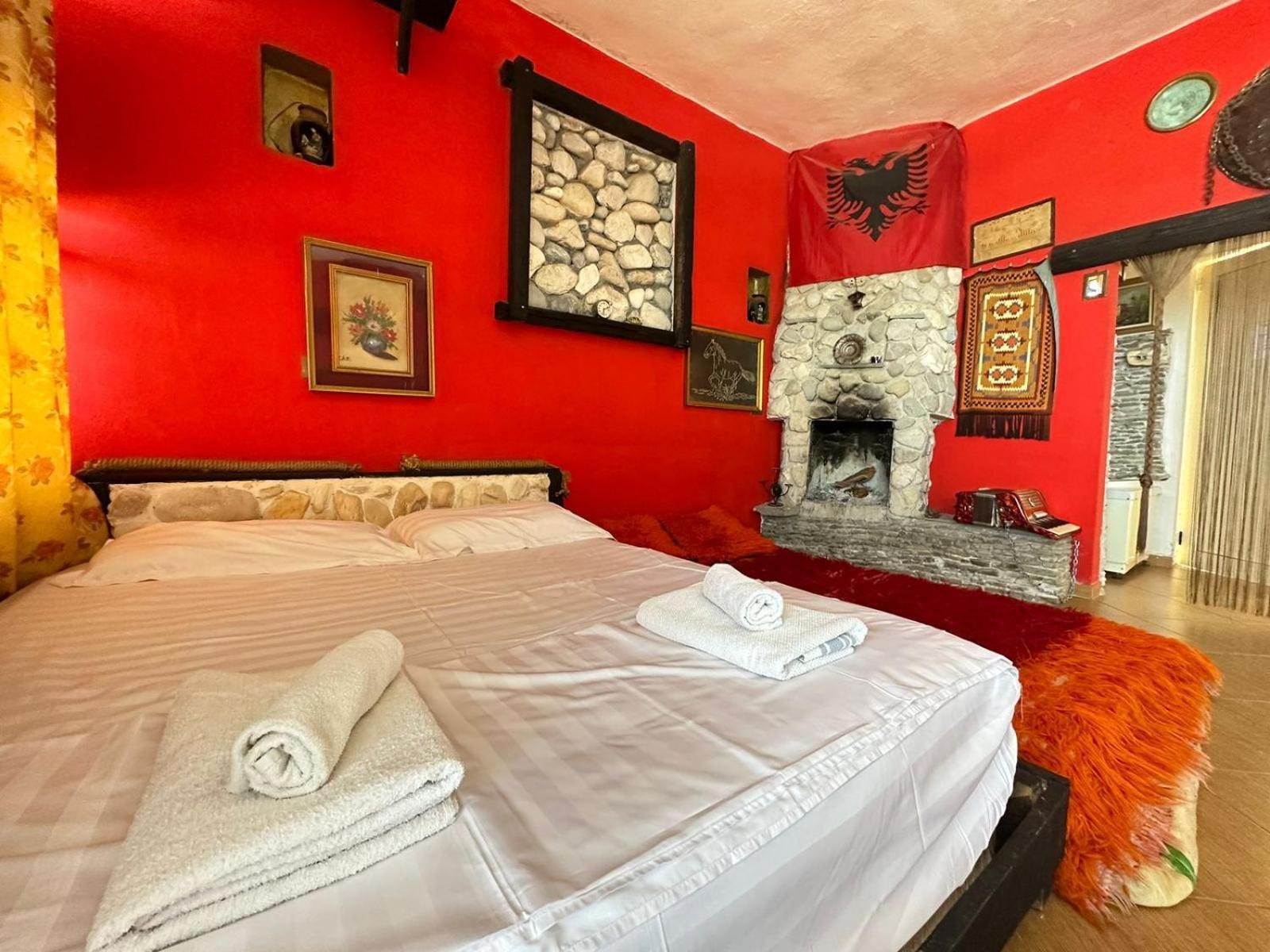 Hotel Vila "Oda E Miqve" Vlorë Extérieur photo