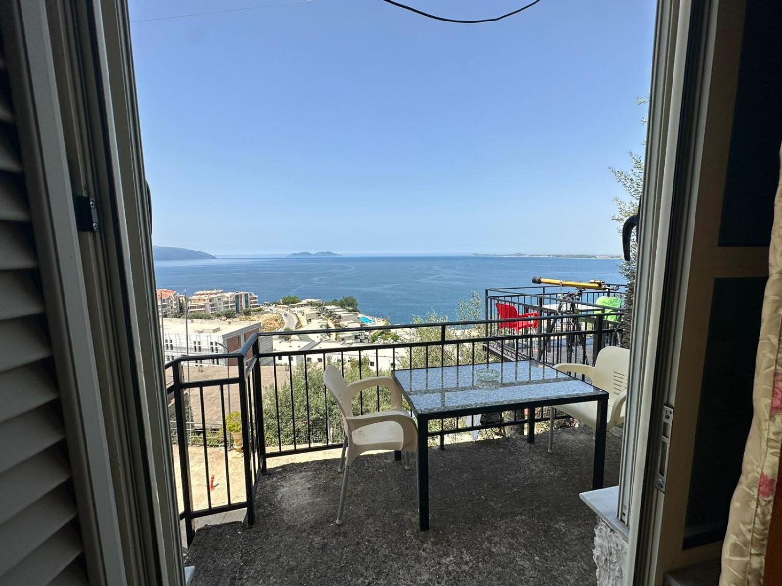 Hotel Vila "Oda E Miqve" Vlorë Extérieur photo