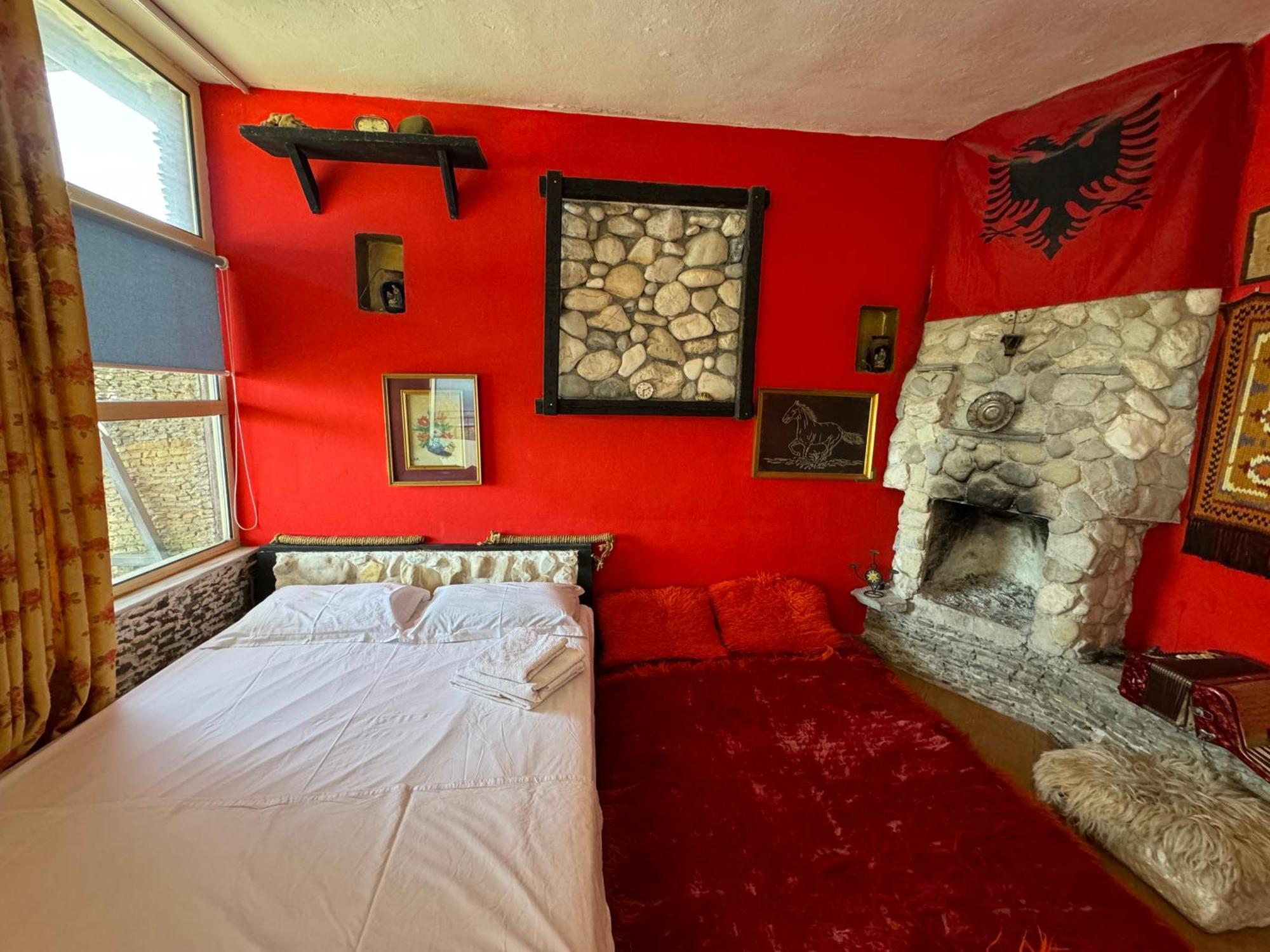 Hotel Vila "Oda E Miqve" Vlorë Extérieur photo