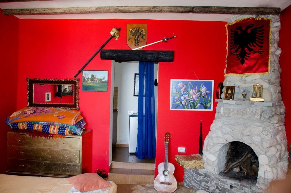 Hotel Vila "Oda E Miqve" Vlorë Extérieur photo